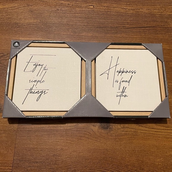 🍎BOGO🍎 New small decor canvases - Picture 1 of 3